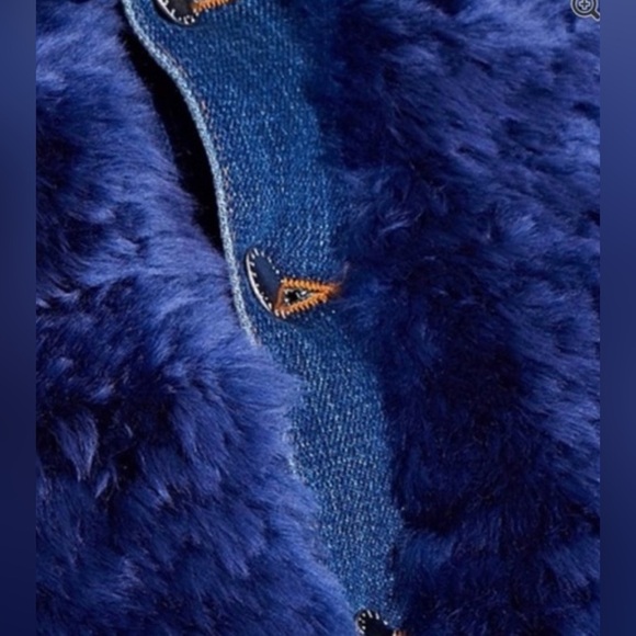 L'AGENCE Carolina denim blue shearling jacket - Picture 4 of 8